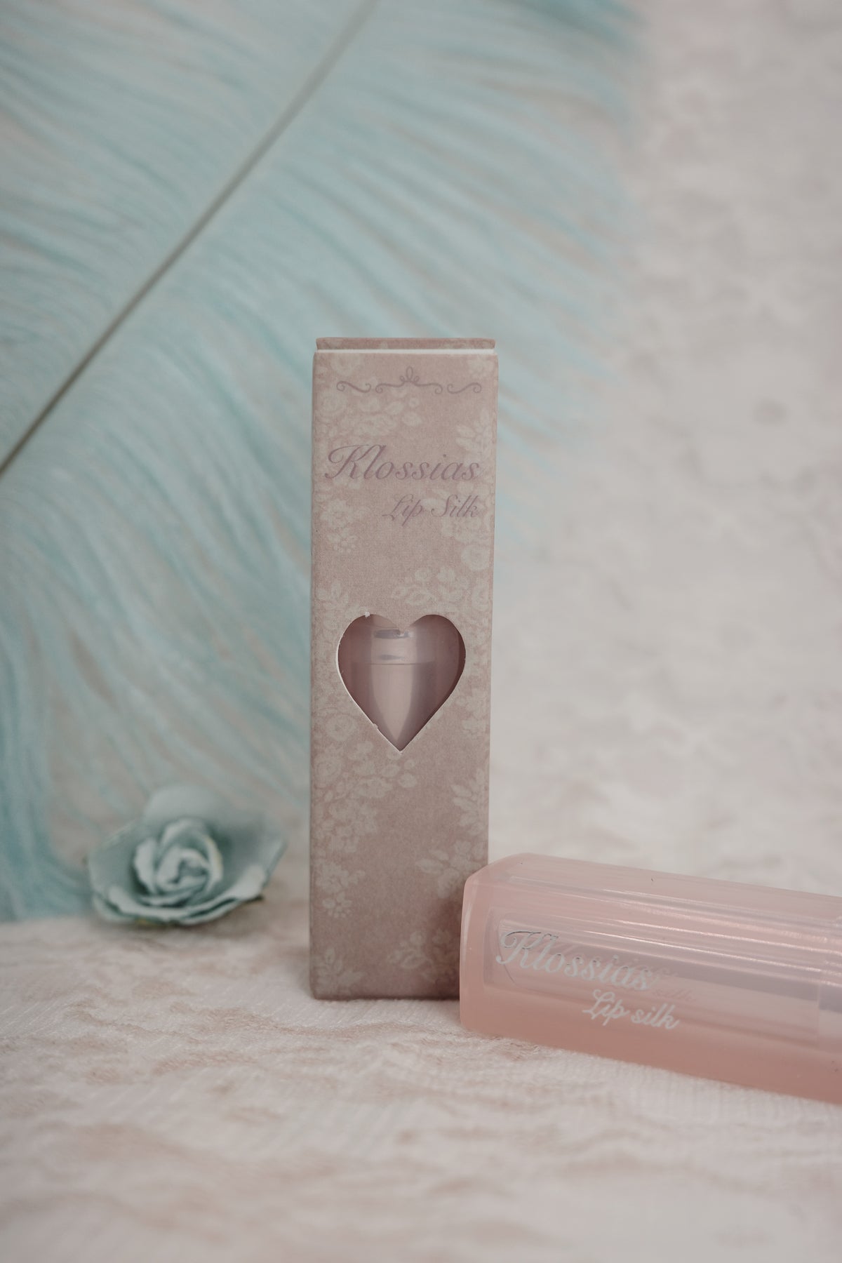 Lip silks